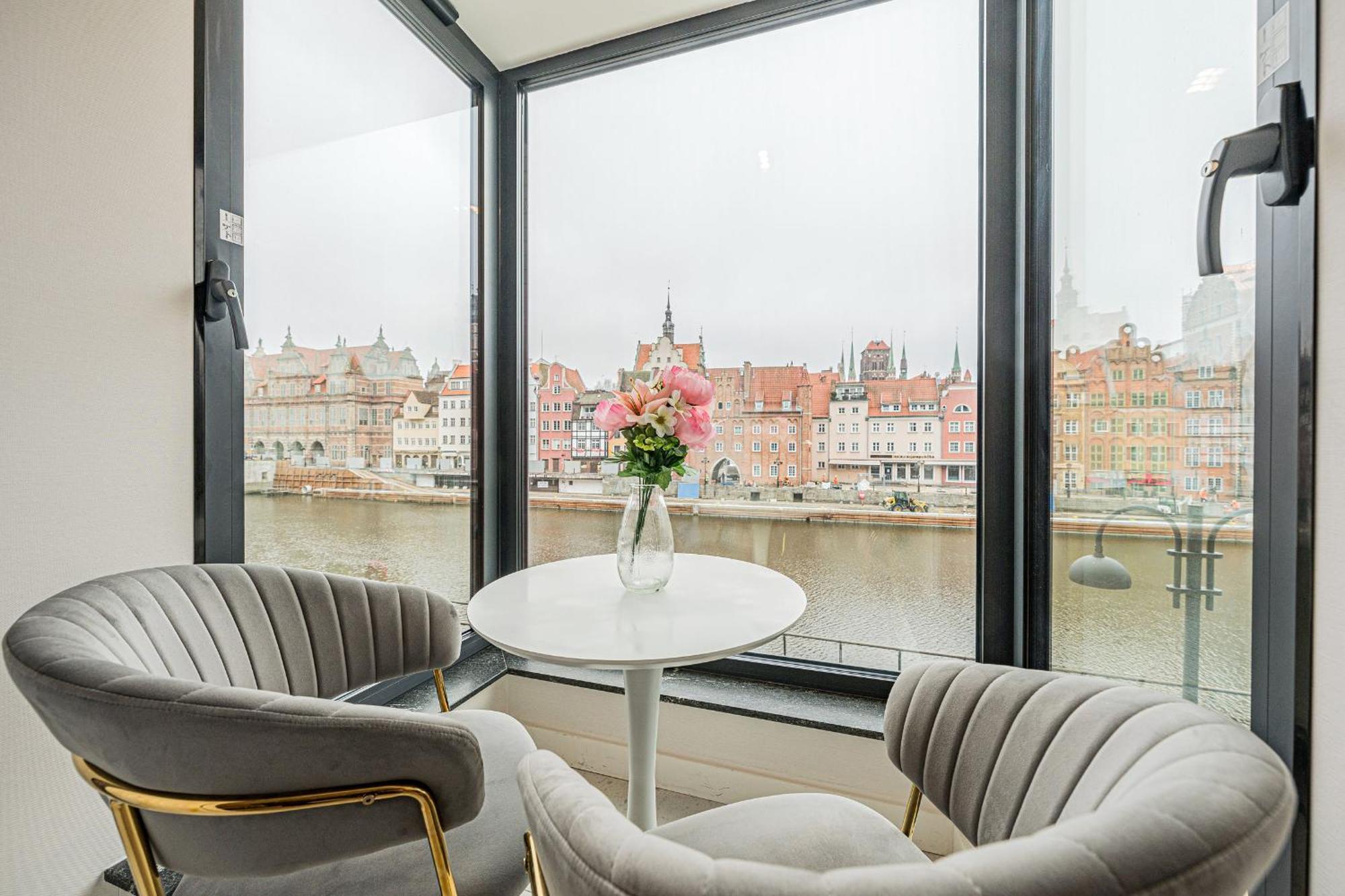 Deo Plaza Apartamenty Premium By Rent Like Home Gdaňsk Exteriér fotografie